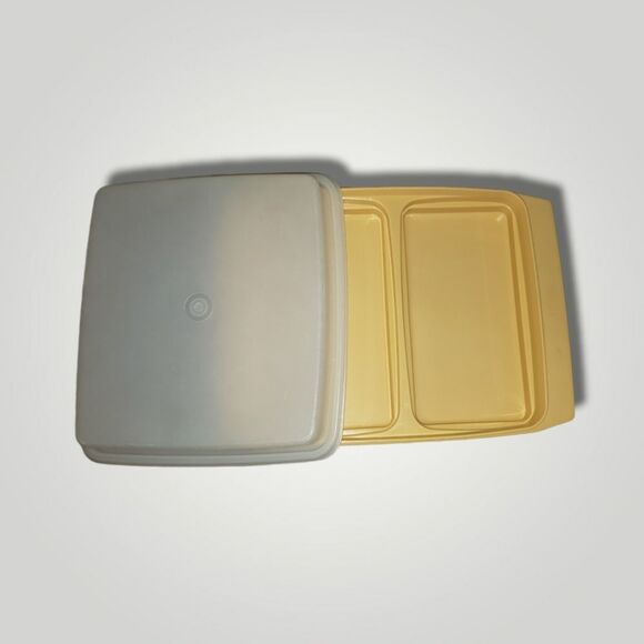 Vintage 60s Tupperware Deviled Egg Keeper Serve - Picture 1 of 6